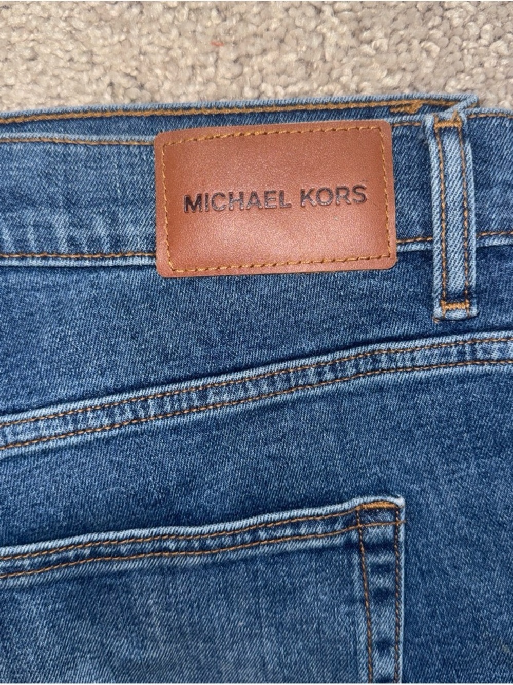 Michael Kors Men’s Denim Straight Jeans in Blue with Tan Patch - Picture 4 of 5